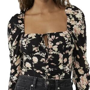 Free People Hilary Printed Top in Black floral Combo Size Medium